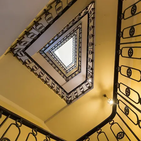 Palazzo Baj In Trastevere 3* Rzym