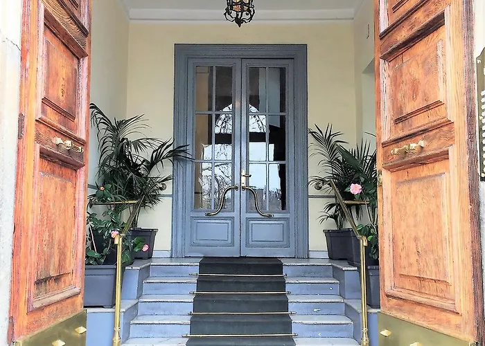 Palazzo Baj In Trastevere 4*